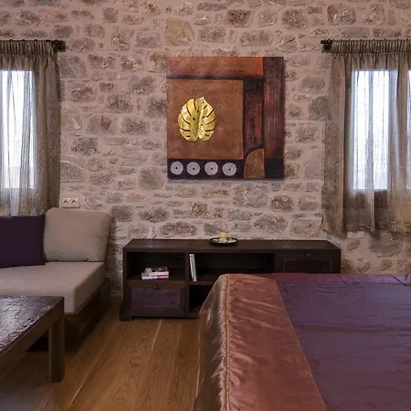 Elafos Hotel Elliniko (Arcadia)