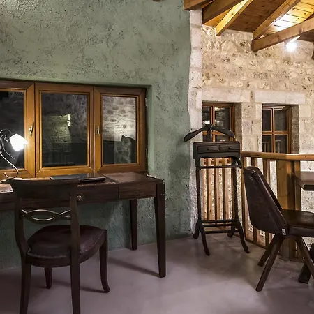 Hotel Elafos Elliniko (Arcadia)