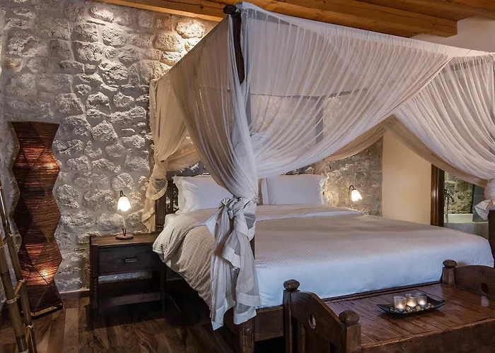 Hotel Elafos 3*