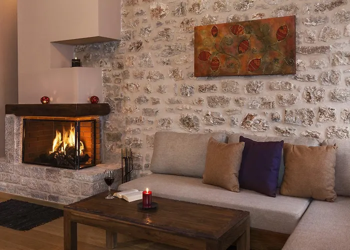 Elafos Hotel 3*