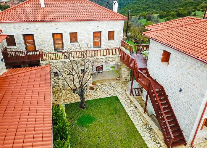 Hotell Elafos Ellinikón