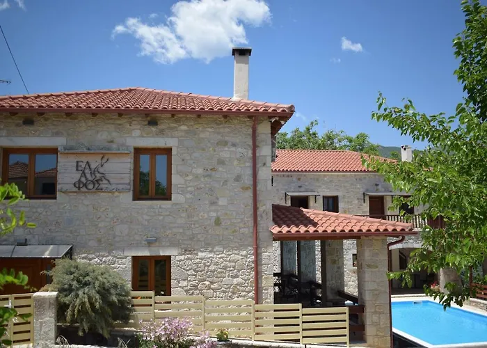 Hotell Elafos Ellinikón